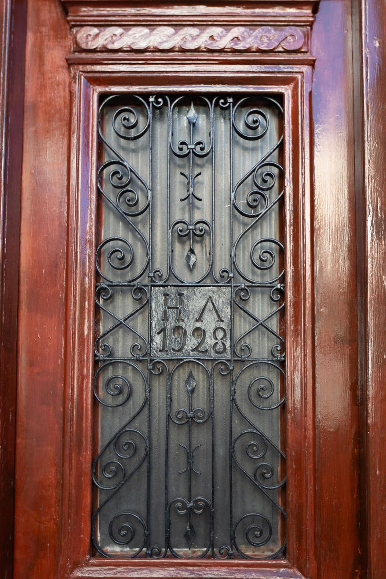 Era Of Elegance: 1928 Classic Dwelling Tripoli Ngoại thất bức ảnh